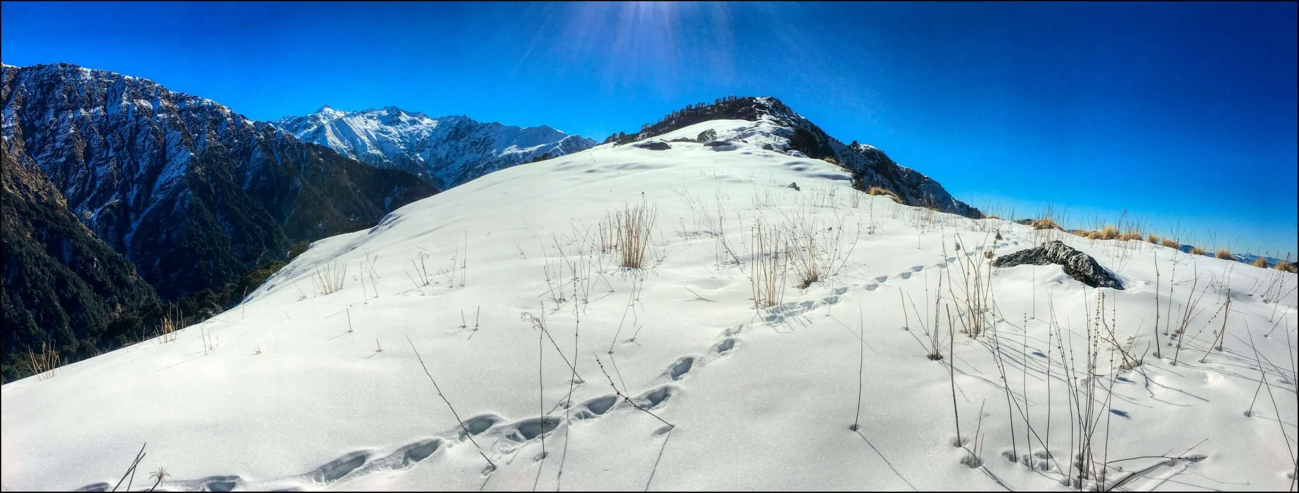 Winter sun in the Himalaya